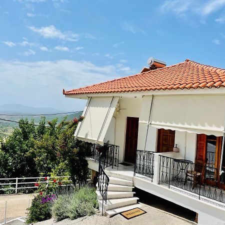 Guesthouse Lykourgos Mavrommation ภายนอก รูปภาพ